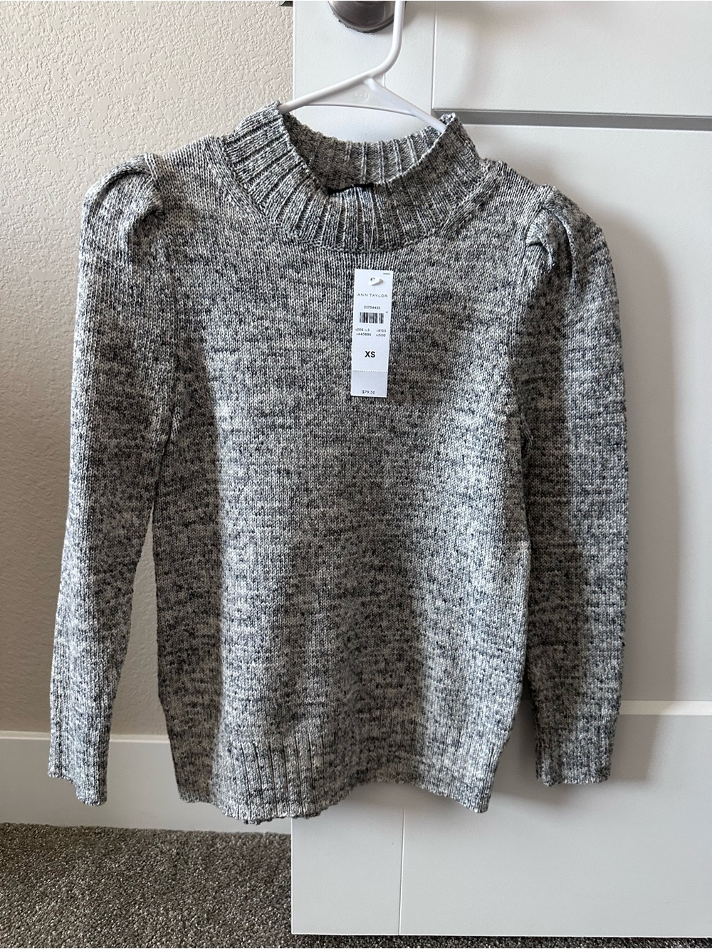 NWT Ann Taylor Marled Gray Puff Sleeve Mock Neck Sweater XS